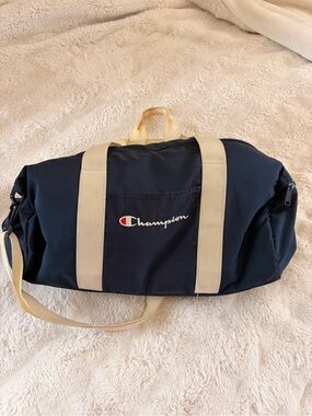 Champion Small Gym / Duffel Bag